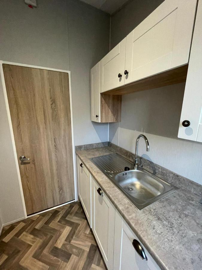 יורק Beryl Lodge With Hot Tub מראה חיצוני תמונה